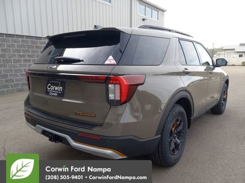 New 2026 Ford Explorer Tremor image 3