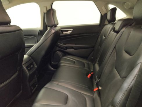 Used 2021 Ford Edge Titanium w/ Cargo Accessory Package FWD image 18