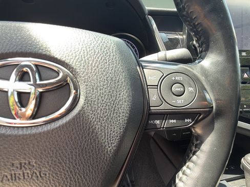 Used 2022 Toyota Camry XSE w/ Navigation Upgrade Package FWD image 21