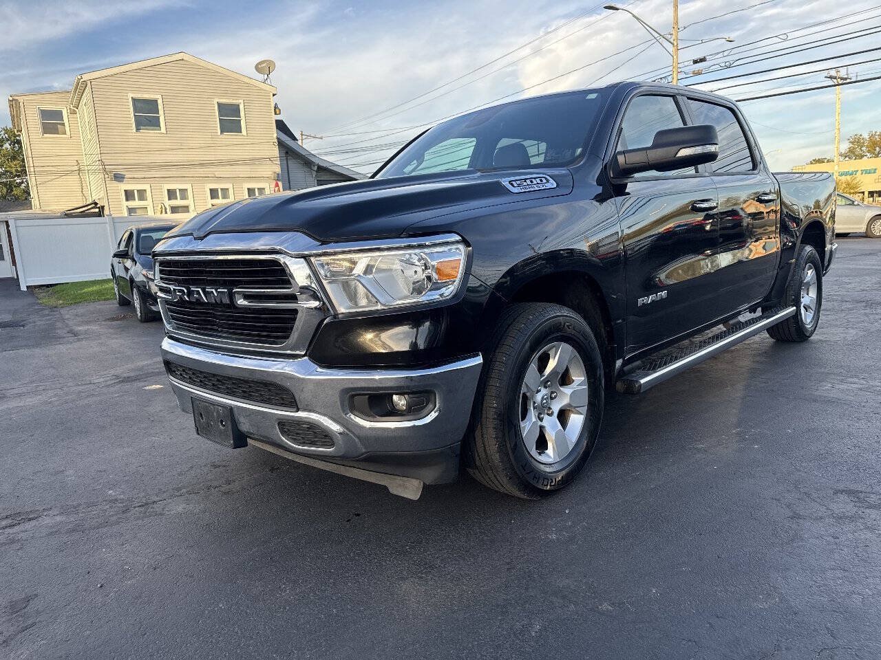 Used 2019 RAM 1500 Big Horn AWD/4WD image 4