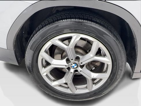 Used 2024 BMW X3 sDrive30i w/ Convenience Package RWD image 16