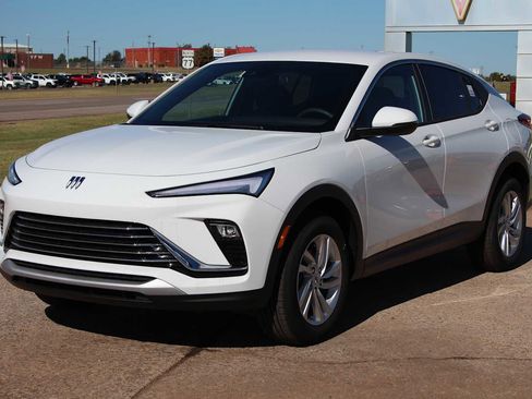 New 2026 Buick Envista Preferred w/ Advanced Safety Package image 3