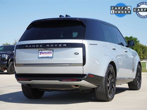Used 2023 Land Rover Range Rover SE image 9