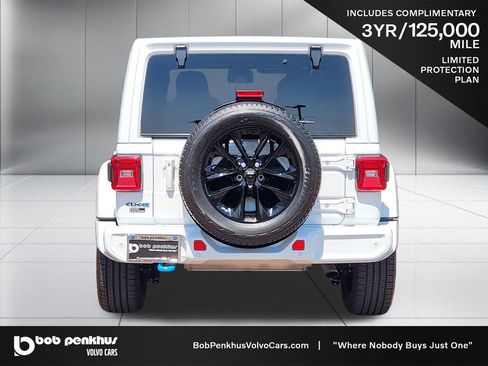Used 2021 Jeep Wrangler Unlimited Sahara AWD/4WD image 26