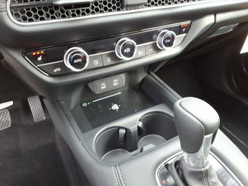 New 2026 Honda HR-V EX-L image 25