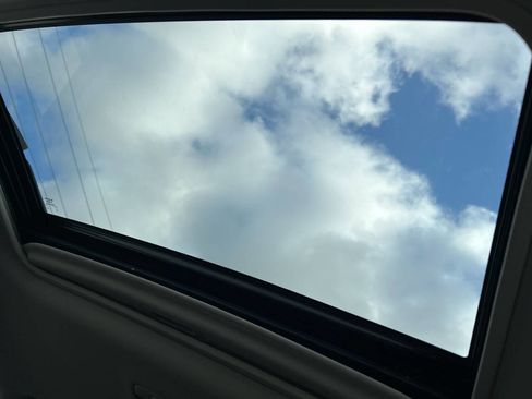 Used 2017 Subaru Outback 2.5i Limited image 28