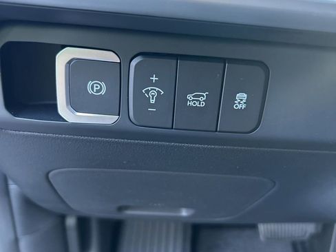 New 2026 Hyundai Santa Fe SE FWD image 13