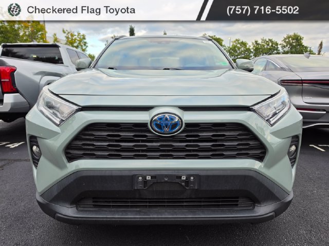 Used 2021 Toyota RAV4 XLE w/ Convenience Package AWD/4WD image 2