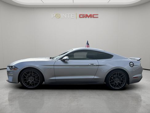 Used 2021 Ford Mustang GT Premium w/ Equipment Group 401A RWD image 10