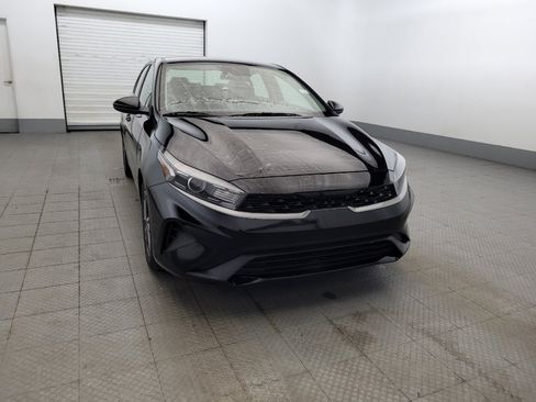 Used 2024 Kia Forte LXS FWD image 14