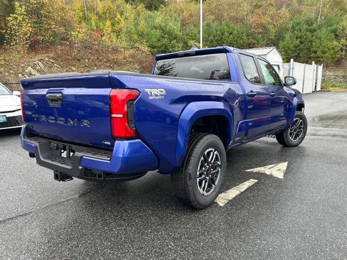 New 2025 Toyota Tacoma TRD Sport image 5