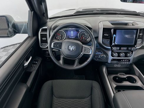 New 2026 RAM 1500 Express AWD/4WD image 21