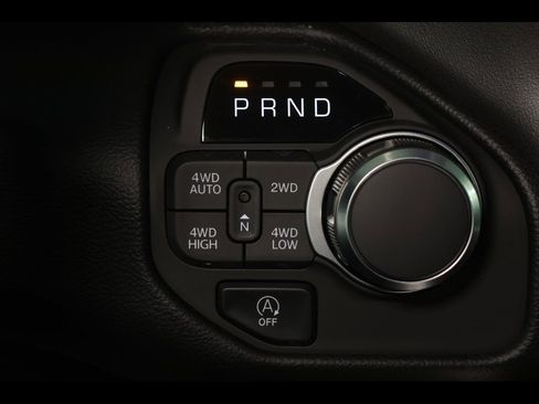 New 2026 RAM 1500 4x4 Crew Cab image 14