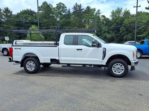 Used 2023 Ford F250 XL w/ XL Chrome Package AWD/4WD image 4