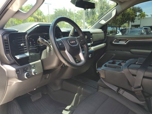 Used 2024 GMC Sierra 1500 Elevation w/ LPO, Elevation Black Package AWD/4WD image 11
