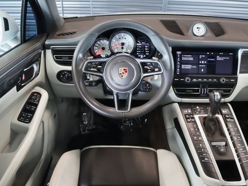 Certified 2021 Porsche Macan GTS AWD/4WD image 13