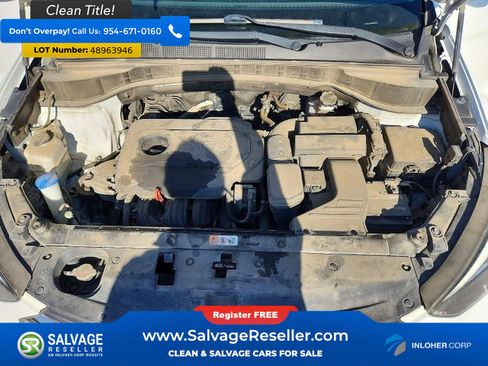 Used 2018 Hyundai Santa Fe Sport image 16