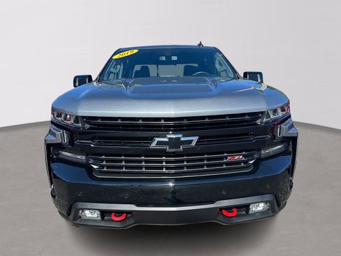 Used 2019 Chevrolet Silverado 1500 LT Trail Boss AWD/4WD image 2