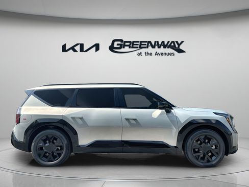 New 2026 Kia EV9 Land w/ Nightfall Edition Package image 5