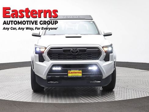 Used 2024 Toyota Tacoma TRD Sport w/ TRD Sport Upgrade Package AWD/4WD image 2