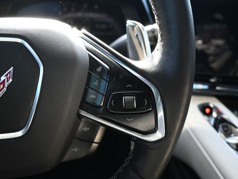 Used 2023 Chevrolet Corvette Z06 image 21