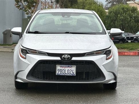 Used 2020 Toyota Corolla LE image 9