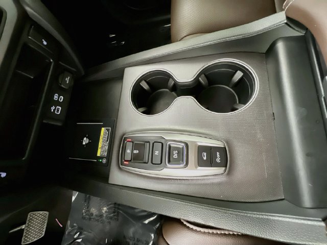 Used 2025 Honda Passport EX-L image 25