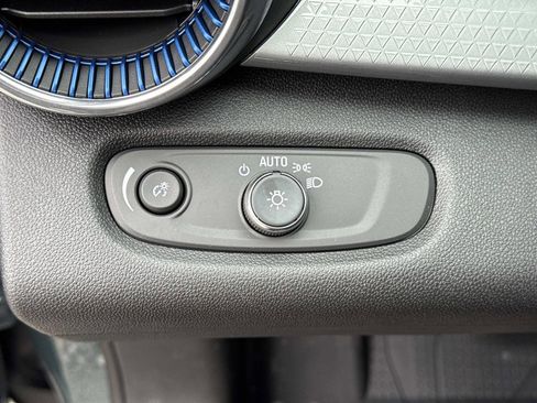 New 2026 Chevrolet Trax LT w/ Driver Confidence Package image 20