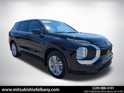 Used 2024 Mitsubishi Outlander ES