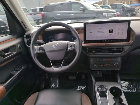 Used 2025 Ford Bronco Sport Outer Banks image 27