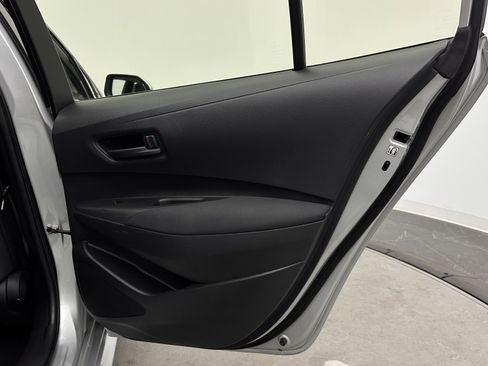 Used 2022 Toyota Corolla LE image 28