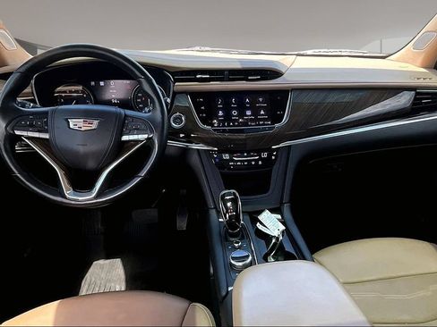 Certified 2023 Cadillac XT6 Premium Luxury w/ Platinum Package AWD/4WD image 15