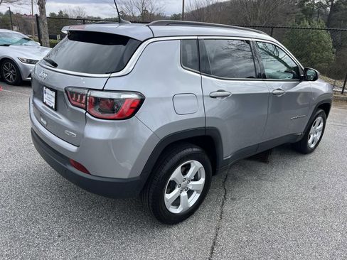Used 2018 Jeep Compass Latitude w/ Popular Equipment Group image 7