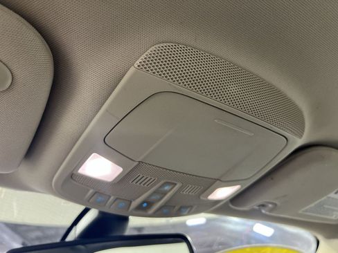 Used 2020 Ford Fusion Energi Titanium FWD image 37