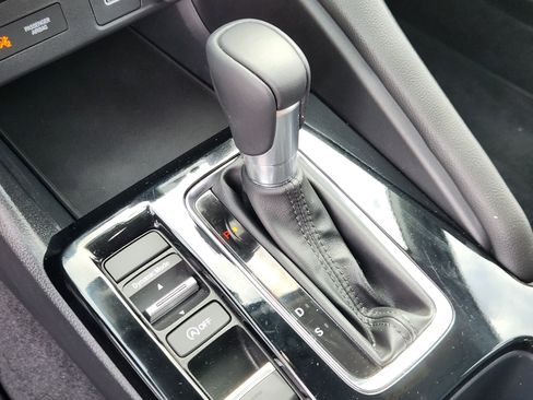 Used 2025 Acura Integra FWD image 12