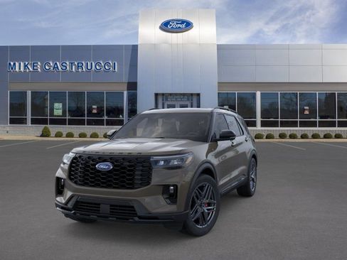 New 2026 Ford Explorer ST-Line w/ ST-Line Street Pack AWD/4WD image 2