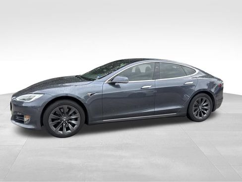 Used 2020 Tesla Model S Long Range Plus AWD/4WD image 2
