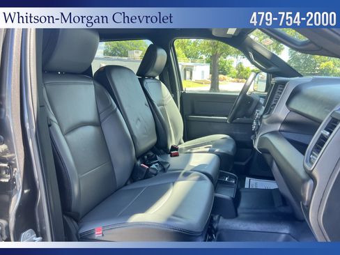 Used 2021 RAM 2500 Tradesman w/ Chrome Appearance Group AWD/4WD image 34