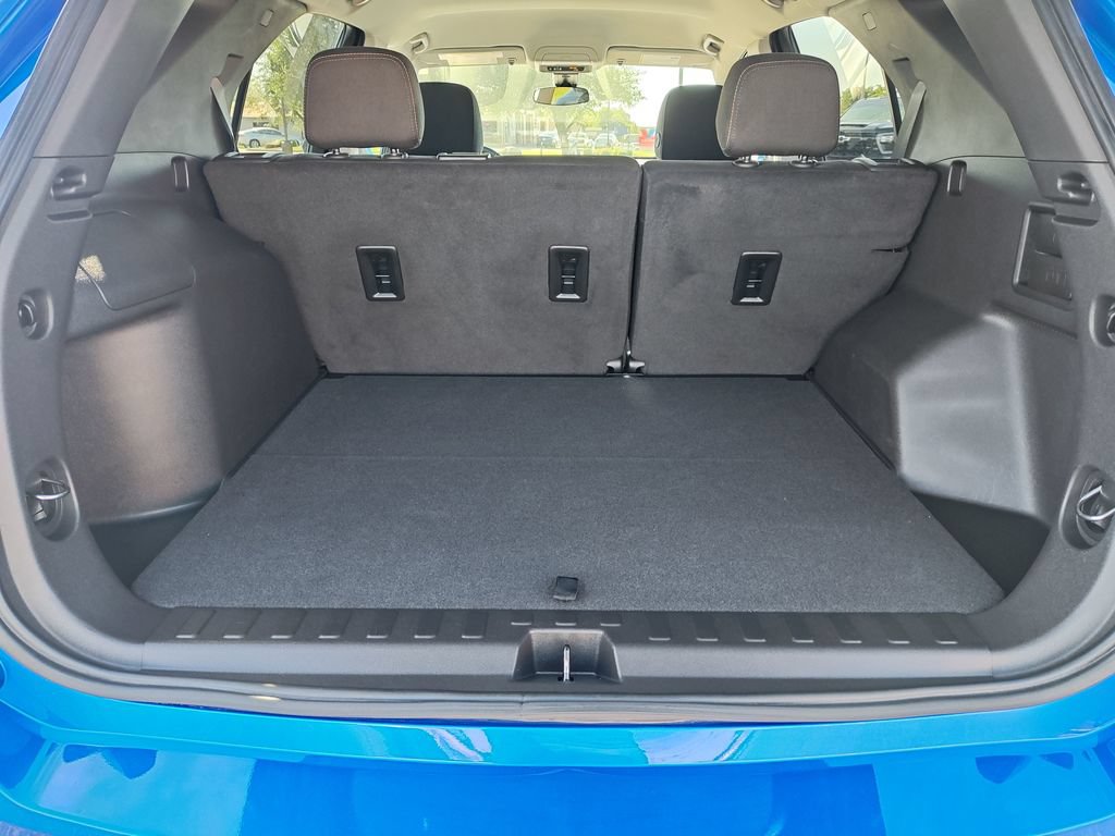 Used 2024 Chevrolet Equinox LT FWD image 9