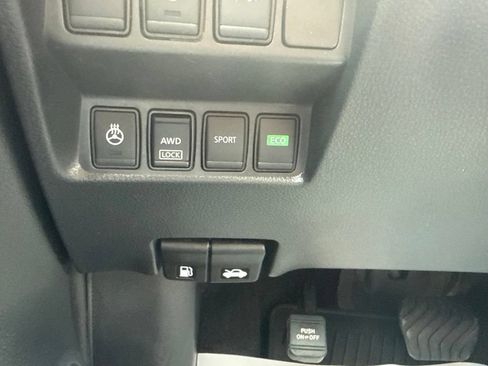 Used 2017 Nissan Rogue SL w/ SL Premium Package AWD/4WD image 21