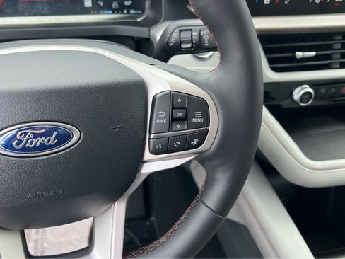 New 2026 Ford Explorer Active AWD/4WD image 35