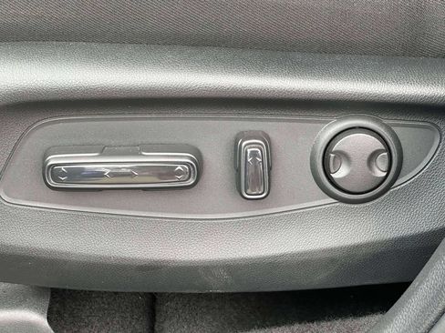 Certified 2025 Honda CR-V Sport image 15