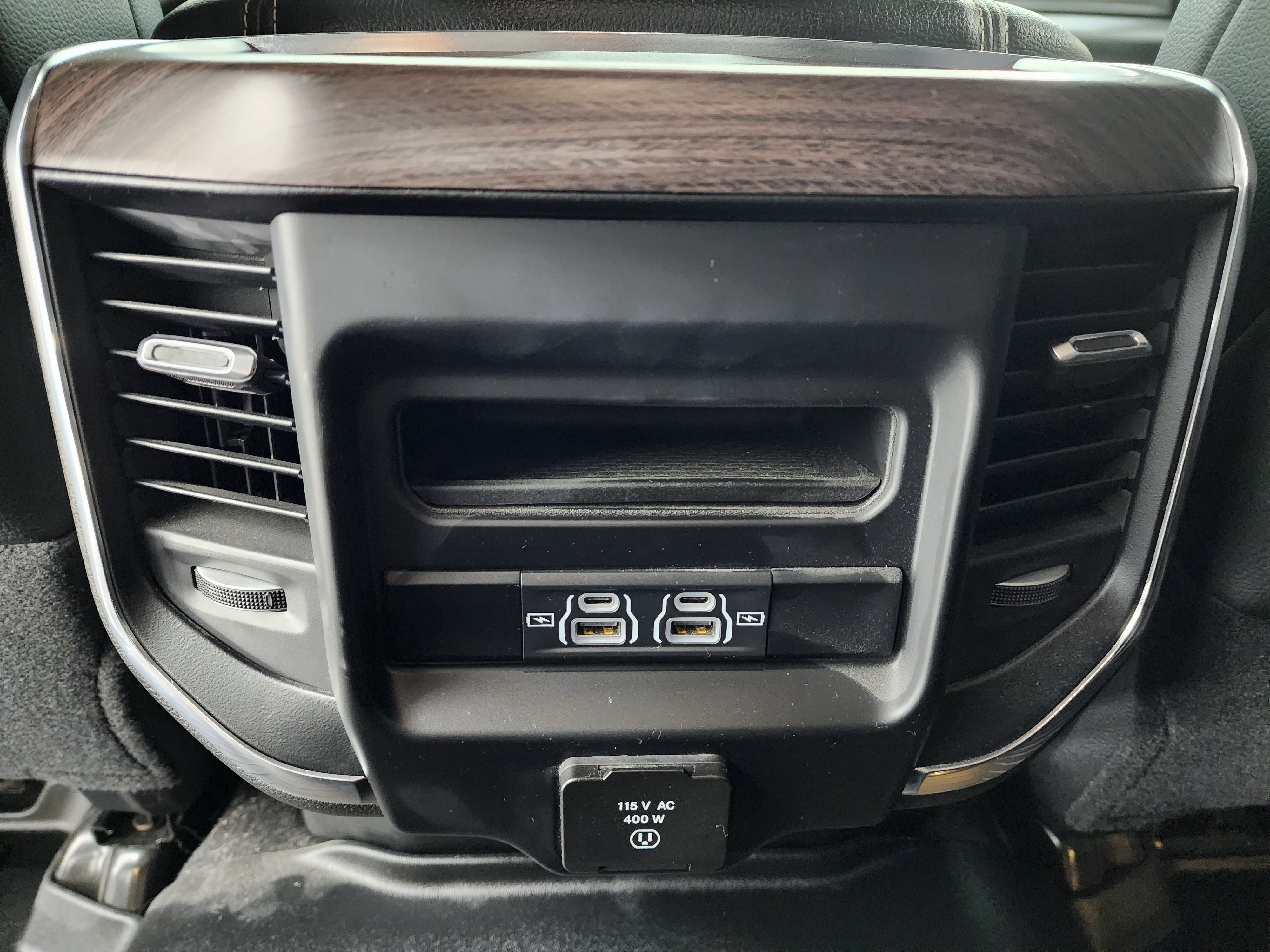 Used 2026 RAM 3500 Laramie AWD/4WD image 42