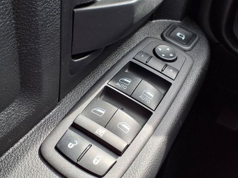 Used 2024 RAM 2500 Tradesman w/ Convenience Group AWD/4WD image 15