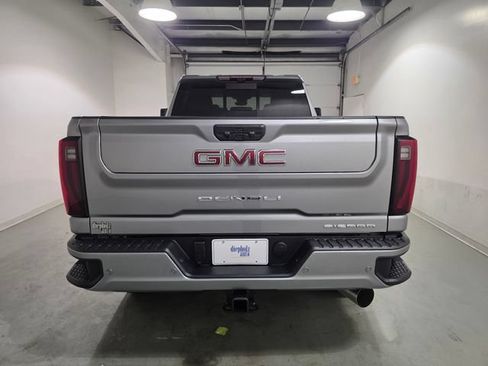 New 2026 GMC Sierra 2500 Denali w/ Technology Package AWD/4WD image 6
