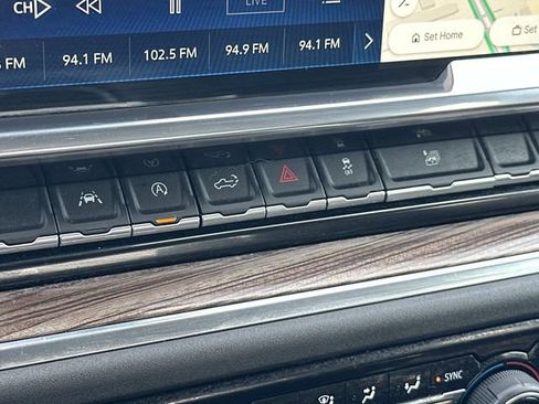 Used 2024 Chevrolet Silverado 1500 LT image 30