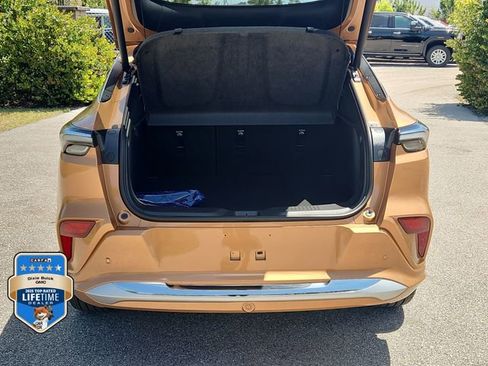 New 2026 Buick Envista Avenir FWD image 5