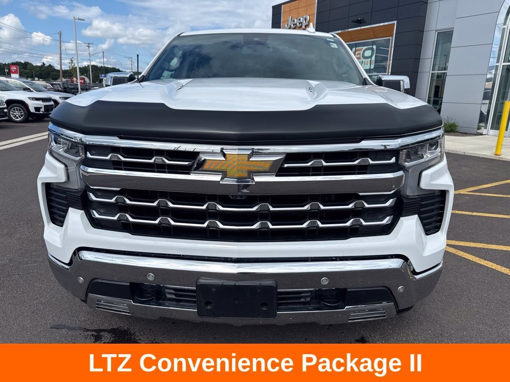 Used 2025 Chevrolet Silverado 1500 LTZ w/ LTZ Convenience Package II AWD/4WD image 2