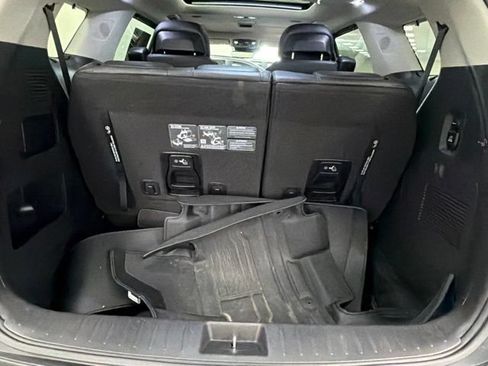 Used 2025 Kia Carnival SX Prestige FWD image 15