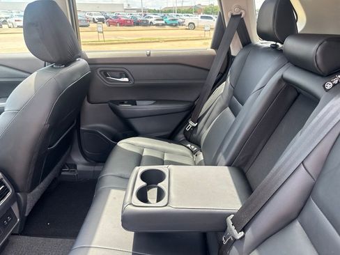 Certified 2023 Nissan Rogue SL w/ SL Premium Package FWD image 17